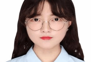 初中道法老师：郑涵月